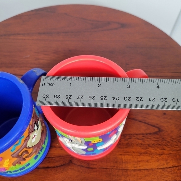 Vintage 1998 Six Flags Bugs Bunny and TAZ Tasmanian Devil Plastic Mugs‎ Retro - Picture 16 of 17